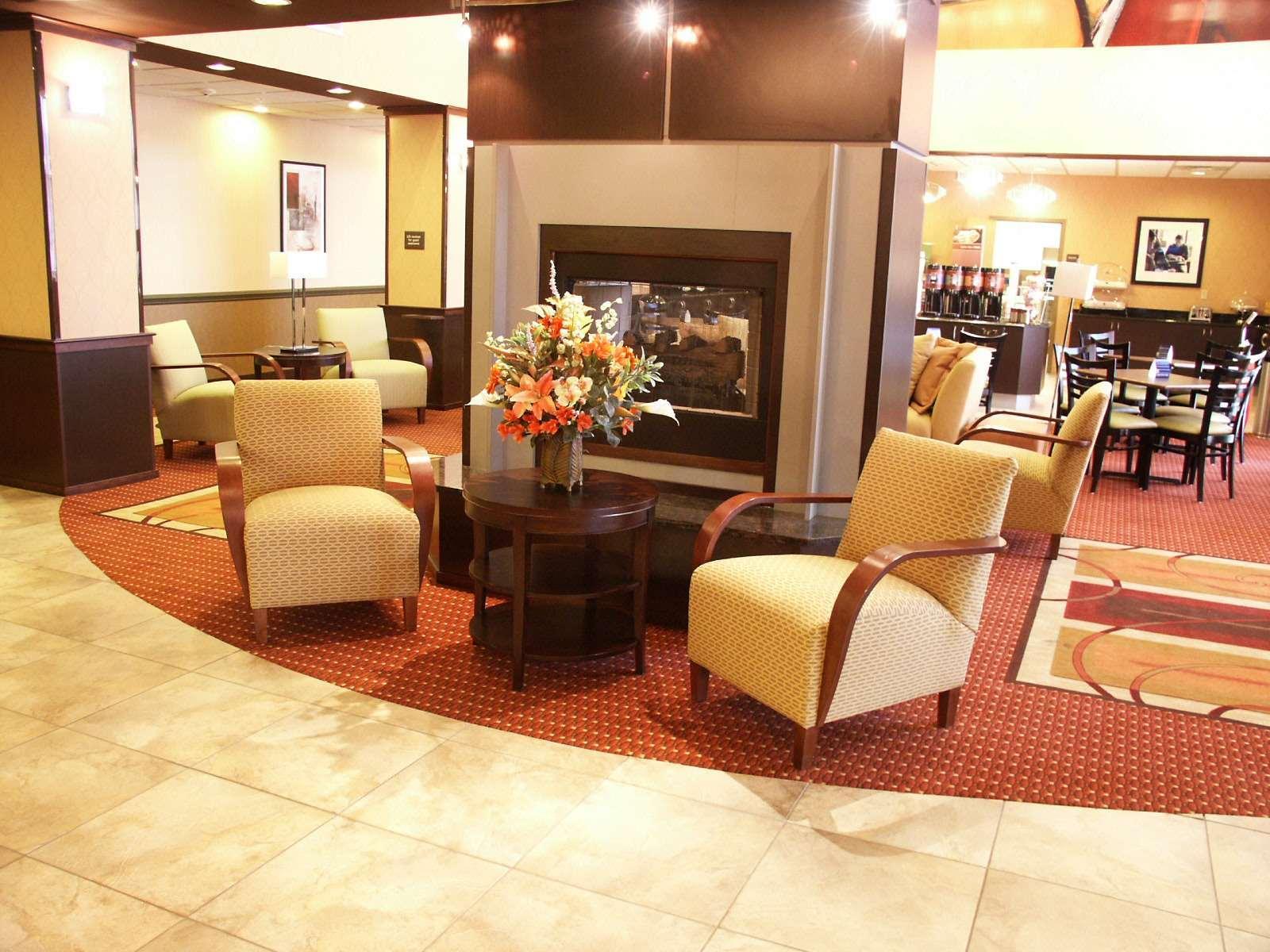 Hampton Inn & Suites Richmond/Virginia Center Глен Аллен Экстерьер фото